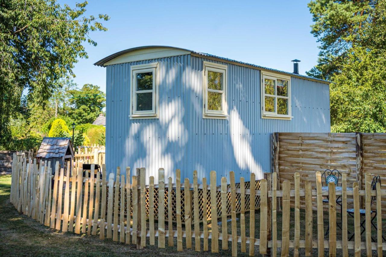 The Hideaway Hut - 1 Bed Shepherds Hut - Hereford Apartment Exterior photo